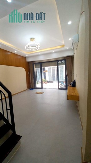 BÁN NHÀ ĐẸP ĐƯỜNG XE HƠI CHÁNH NHAU KHU NHÀ PHỐ ĐẸP ,VỊ TRÍ ĐẸP ,KHU VỰC TỐT.HUỲNH TẤN PHÁT -THỊ