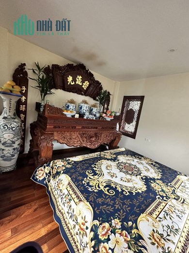 Bán biệt thự Hoa Sữa Vinhomes Riverside, View sông, Nội thất giá trị, 200m2, MT 13m, 55 tỷ