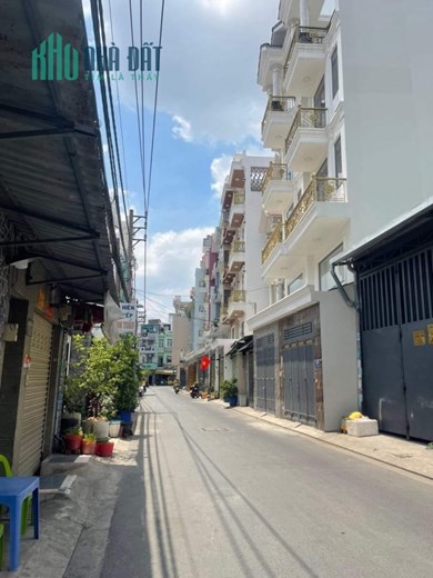 🌹 Nhà rất đẹp chỉ hơn 3 tỷ - Hẻm 6m thông Chiến Lược, Hương lộ 2 -  Bình Tân