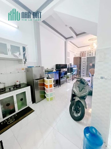 🌹 Nhà rất đẹp chỉ hơn 3 tỷ - Hẻm 6m thông Chiến Lược, Hương lộ 2 -  Bình Tân