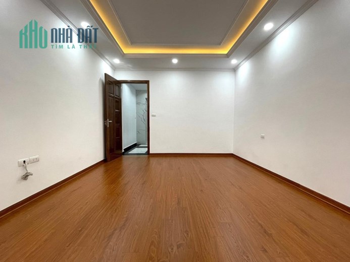 50m Xây 6 Tầng Giá 6,8 Tỷ Phố Nhân Hòa Thanh Xuân. Chủ Thiện Chí Bán Nhanh.