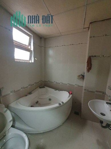 NHÀ MỚI  ĐẸP Ở NGAY – 3 TẦNG – DIỆN TÍCH TO – TIỀN NHỎ LINH XUÂN CHỈ 3,5 TỶ