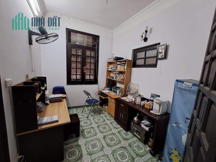 CHO THUÊ NHÀ 40M 4 TẦNG TẠI - NGÔ THÌ NHẬM HÀ ĐÔNG - 5 NGỦ Ô TÔ ĐỖ CƯA - GIÁ 8.5 TR