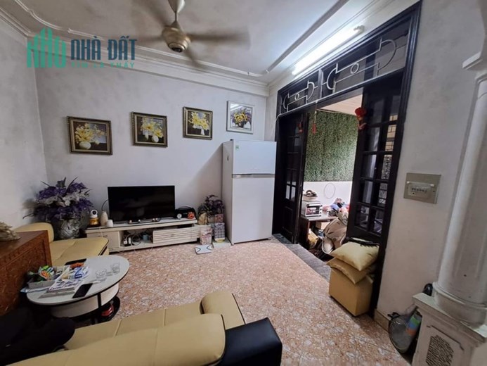 CHO THUÊ NHÀ 40M 4 TẦNG TẠI - NGÔ THÌ NHẬM HÀ ĐÔNG - 5 NGỦ Ô TÔ ĐỖ CƯA - GIÁ 8.5 TR