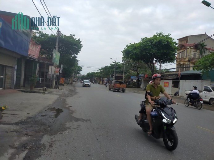 CHO THUÊ MẶT BẰNG KINH DOANH TẠI YÊN NGHĨA HÀ ĐÔNG - MẶT QL6 - 100M MẶT 5M GIÁ 7TR