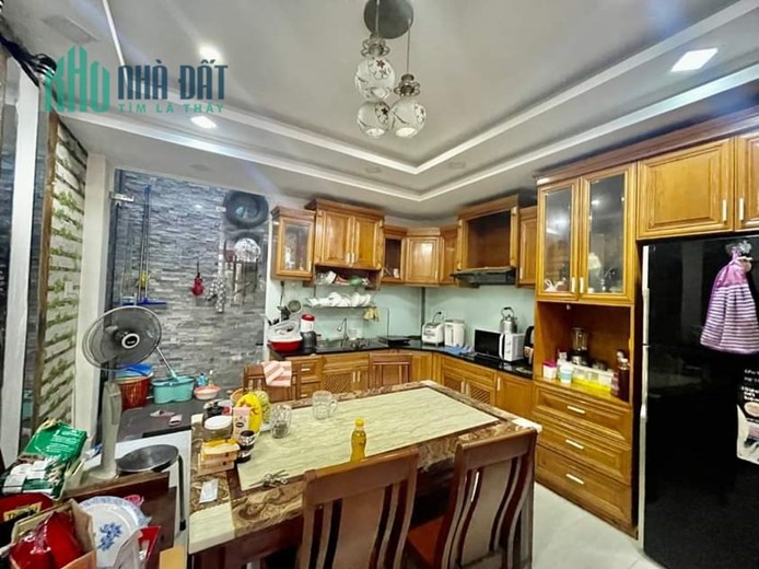 PHƯỜNG 15 Q.TÂN BÌNH, 4X15, 1 LỬNG, 2 LẦU, ST. GIÁ 6.99 TỶ TL