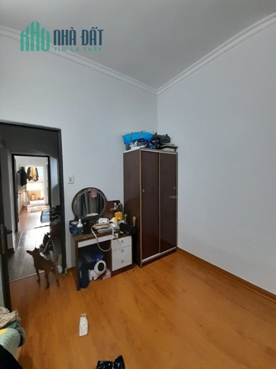 Bán nhà Tập thể Bùi Ngọc Dương. Nhà T2,T3, 3 ngủ Dtsd 76m, giá hơn 1 tỷ.
