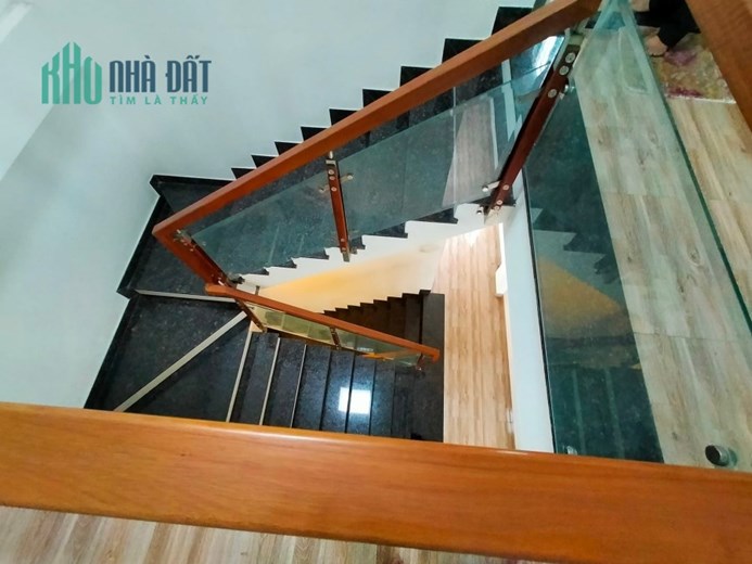 Nhà Mặt tiền Nguyễn Công Hoan, 93m2, 3 tần kiên cố, KD 4.x tỷ