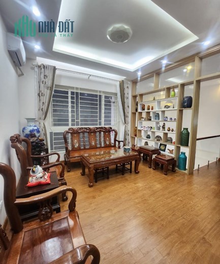 BÁN NHÀ TRUNG KÍNH 48M2 X 5T, MT 4.5M NGÕ THÔNG GẦN PHỐ, KD 6.85 TỶ