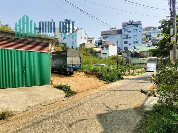 BÁN LÔ ĐẤT XÂY DỰNG 68M2 GIÁ 2,65 TỶ 
Kqh Thái Lâm Phường 4 Tp Đà Lạt