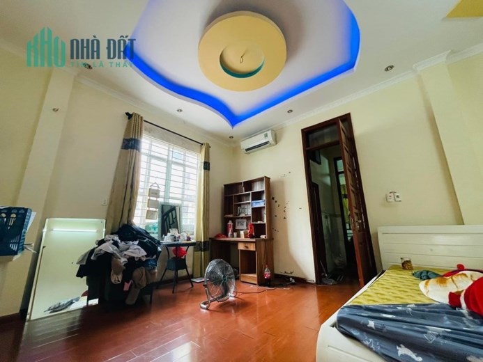 Nhà trương định 40m2 x5T giá 3.55 tỷ,nhà mới,đẹp,ở luôn