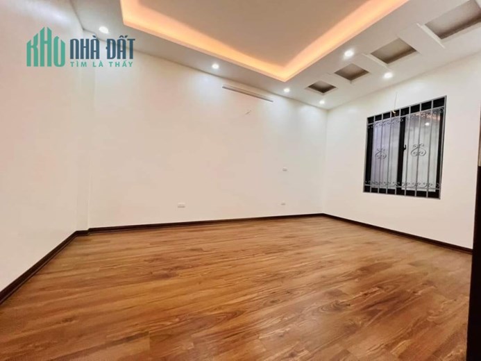 Nhà giáp bát 48m2 x5T,cực đẹp,ngõ nông,sạch,giá 3,9 tỷ,ở luôn
