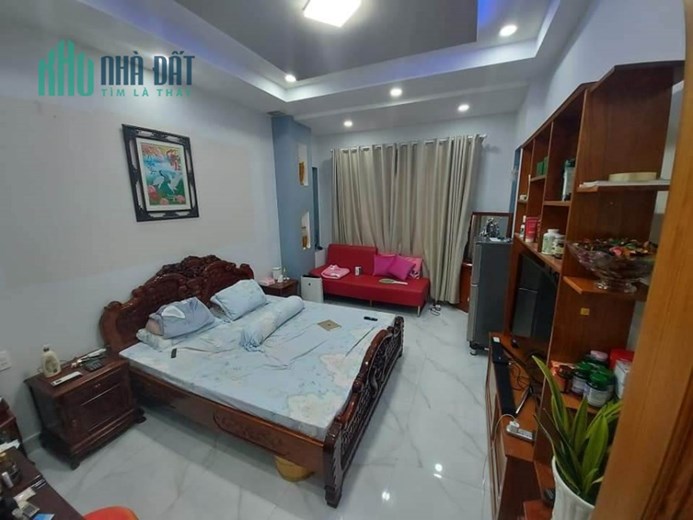Bán GẤP nhà mặt tiền 2T, 7.7x27m, gần Khu Biệt thự An Phú Đông Quận 12
