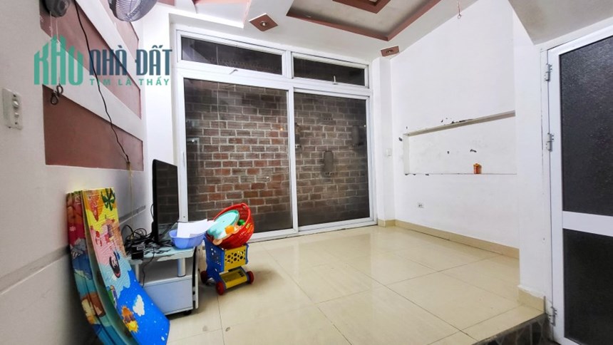 96.BÁN NHÀ NGÕ CẤM 4 TẦNG MỚI ĐẸP ĐANG CHO THUÊ DÒNG TIỀN TỐT