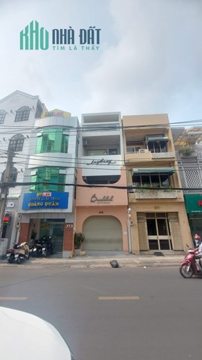 EC.Kẹt bank bán nhà MT Huỳnh Văn Bánh 4,5x16m, 4 lầu, Q. Phú Nhuận. Giá chỉ 20 tỷ