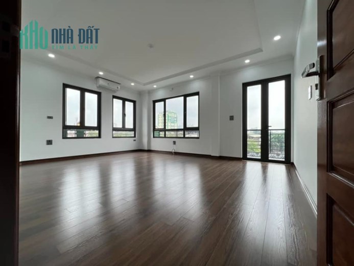 Cho thuê mặt bằng phố Thanh Nhàn, Hai Bà Trưng, Hà Nội