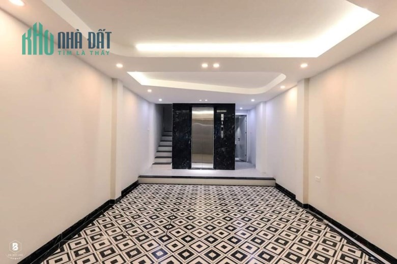 SIÊU HIẾM MẶT PHỐ HOÀNG NGÂN, 7 TẦNG THANG MÁY, Ô TÔ VÀO NHÀ, 50M, MẶT TIỀN 4M, KINH DOANH SẦM UẤT
