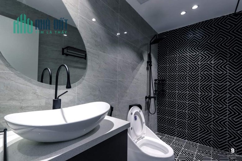 SIÊU HIẾM MẶT PHỐ HOÀNG NGÂN, 7 TẦNG THANG MÁY, Ô TÔ VÀO NHÀ, 50M, MẶT TIỀN 4M, KINH DOANH SẦM UẤT