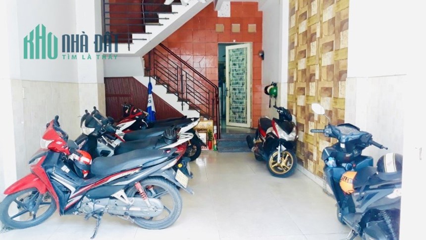 Bán Nhà kinh doanh căn hộ cho thuê Phú Thọ Hòa Quận Tân Phú.