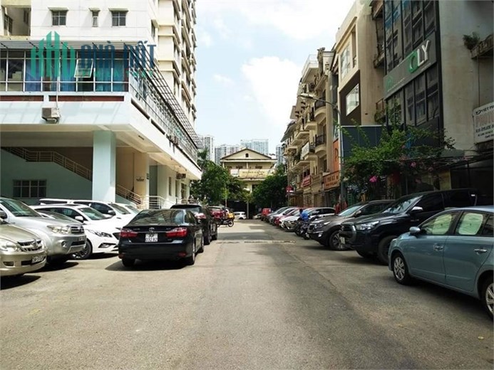 Bán nà phố Cát Linh, Giảng Võ, Phân lô tô tô, Kinh doanh, giá nhỉnh 16 tỷ.