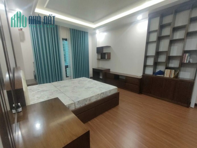 70m Mặt Tiền 4,2m Mặt Phố Thái Thịnh Đống Đa. Bán Đất Tặng Nhà. Kinh Doanh Siêu Đỉnh 2 Mặt Tiền