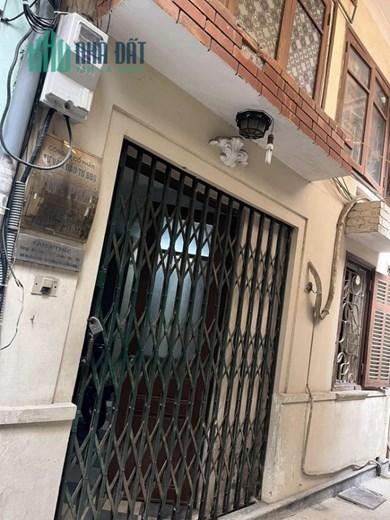 Cho Thuê 2 Nhà cạnh nhau Ngõ 22A Hai Bà Trưng, Hoàn Kiếm, Hà Nội
