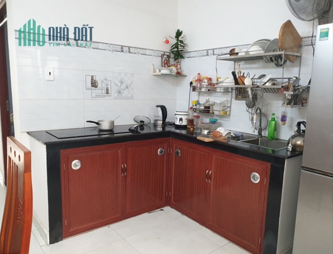 Bán nhà Hẻm Xe Hơi Phú Xuân, Nhà Bè 110m2 
2 lầu chỉ nhỉn 6 tỷ