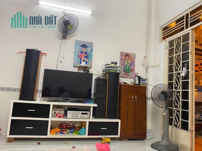 Cần BÁN Gấp  NHÀ 1 SẸC - HẺM XE BA GÁC - SỔ VUÔNG VỨC-Lê Văn LươngP. TÂN KIỂNG . Giá  2 tỷ Nhỉnh Q7