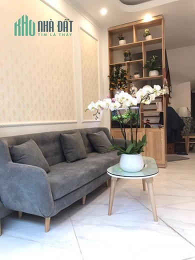 BÁN NHÀ BỒ ĐỀ,CĂN GÓC,NGÕ THÔNG,NHÀ ĐẸP,NỘI THẤT XỊN,CHỈ VIỆC VỀ Ở.