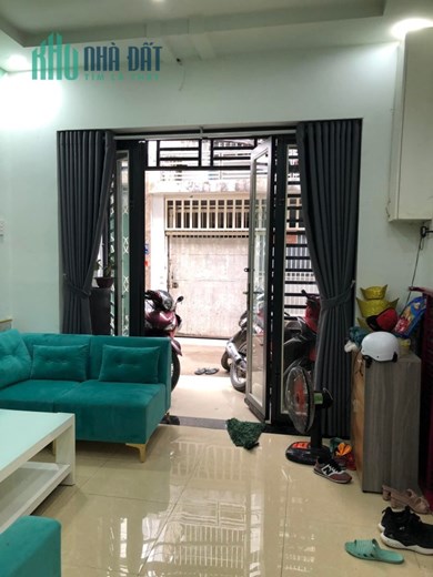 CHỈ 3.15 TỶ VÀO Ở NGAY NHÀ NHỎ XINH THỐNG NHẤT-DT 39M2,P15 GV