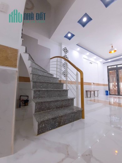 Đặng Văn Ngữ, Hẻm xe hơi 40m2 4 Tầng 5PN, khu trung tâm dân trí, 7.4 Tỷ TL