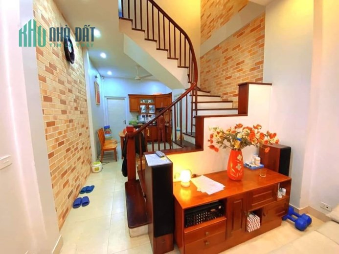 Bán nhà riêng Trần Quốc Hoàn,Phân Lô ÔTÔ Kinh Doanh 45m2,9,1 tỷ,Mua bán nhà riêng Hà Nội