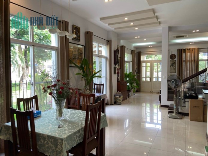 CHỈ 2X TỶ SỞ HỮU  NGAY CĂN BIỆT THỰ RẺ NHẤT PMH Q7