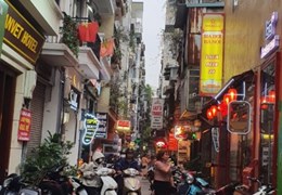 Bán nhà 30m x 6 tầng, mặt tiền9m Ngõ Huyện, Hoàn Kiếm, ô tô, KD sầm uất giá 18 tỷ. LH: 0366051369