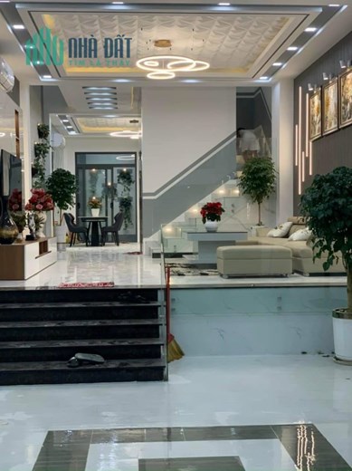 NHÀ BÁN 4 TẦNG CÓ THANG MÁY 4 ĐIỂM DỪNG  GIÁ RẺ KHÔNG NGỜ