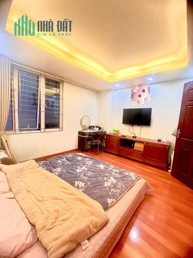 KHU ĐÔNG XUÂN ĐỈNH  - OTÔ -NGÕ THÔNG NGOẠI GIAO ĐOÀN TẶNG NỘI THẤT 41 M 5 TẦNG 5.5 TỶ