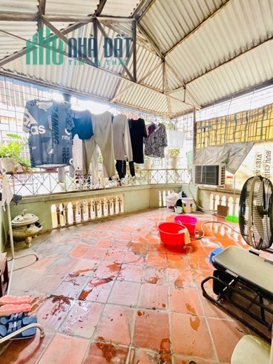 TRUNG TÂM THANH XUÂN, NHÀ ĐẸP 4 TẦNG LÔ GÓC, NGÕ TO THOÁNG DT 42M GIÁ 5.3 TỶ.