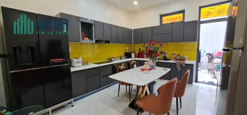 Bán Mặt Tiền 115M2 5Tầng Kinh Doanh Tân Hương Quận Tân Phú
