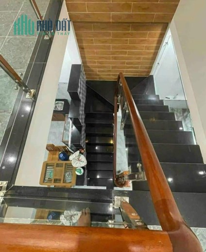 Bán nhà lầu sổ riêng gần chợ khu phố 4, phường Trảng Dài, Biên Hòa, Đồng Nai