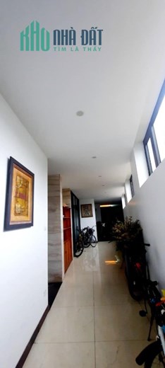 bán CCMN CHDV cho thuê kinh doanh dòng tiền 200tr/th mặt phố Lạc Long Quân gồm 19p