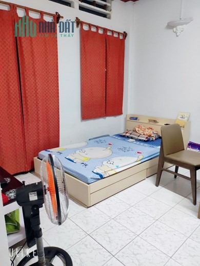 Bán nhà HXH Huỳnh Văn Bánh, sát mặt tiền, 2 Tầng 41m2 ngang 7.7m, vuông vức, 7.6 Tỷ TL