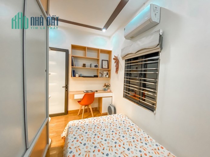 Bán nhà phố Trại Lẻ, 41m 3 tầng, full nội thất cực đẹp, ngõ cực nông, GIÁ 2.45 tỉ