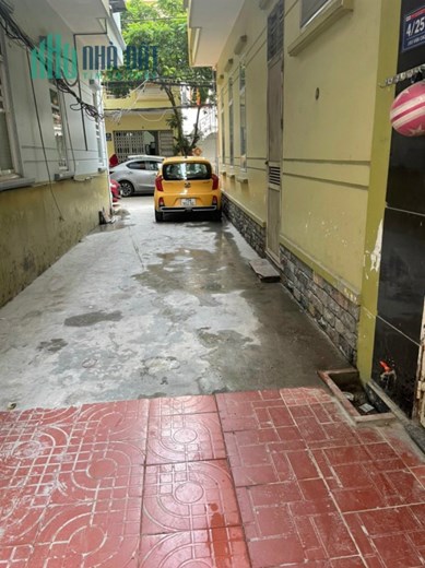 Bán nhà phố Tô Vũ - Văn Cao, 36m 3 tầng, ngõ ô.tô GIÁ 2.7 tỉ nhà đẹp