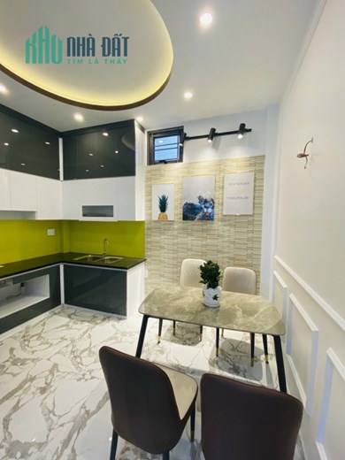 Bán nhà xây mới tinh độc lập 4 tâng, diện tích 40m, DTSD 170m, GIÁ 4.75 tỉ khu TĐC Cây Đa