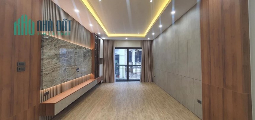Bán nhà 70m2 Ngõ 292 Nghi Tàm, Tây Hồ 5 ngủ 10m Ô tô tránh Giá đầu tư 6.2 Tỷ