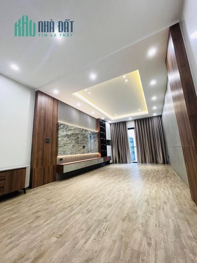 Bán nhà 70m2 Ngõ 292 Nghi Tàm, Tây Hồ 5 ngủ 10m Ô tô tránh Giá đầu tư 6.2 Tỷ