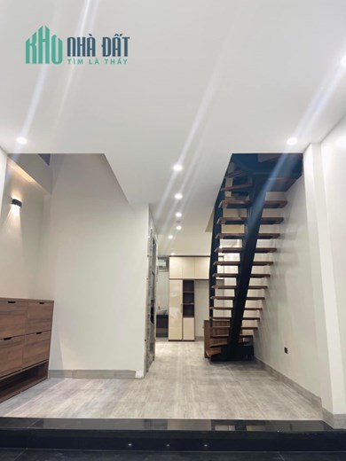 Bán nhà 76m2 phố Nghi Tàm, Tây Hồ 5 ngủ 10m Ô tô tránh Giá đầu tư 6.2 Tỷ