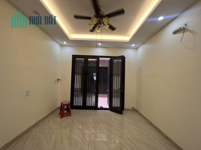 Bán nhà 96m2 phố Âu Cơ, Tây Hồ Mặt tiền Khủng 20m Ô tô tránh 7.2 Tỷ