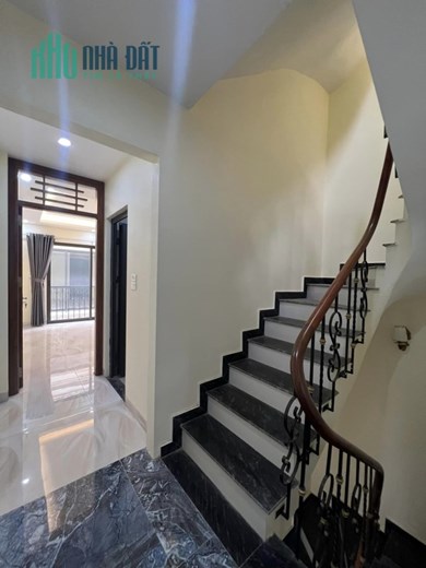 Bán nhà 96m2 phố Âu Cơ, Tây Hồ Mặt tiền Khủng 20m Ô tô tránh 7.2 Tỷ
