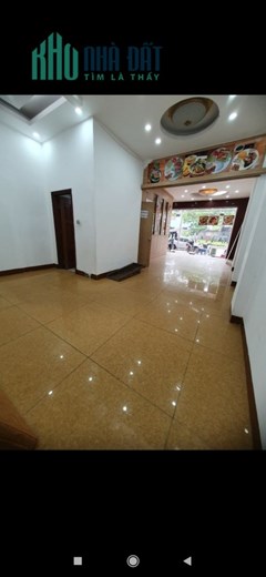 Cho thuê mặt bằng 18m2, 3.5m, chỉ 6 triệu, Cầu Giấy.